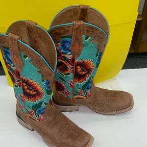ARIAT WOMEN'S FLORAL TEXTILE CIRCUIT CHAMPION WESTERN BOOTS